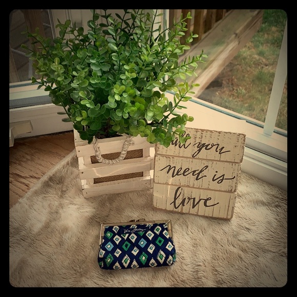 Vera Bradley Coin Purse - Picture 2 of 6